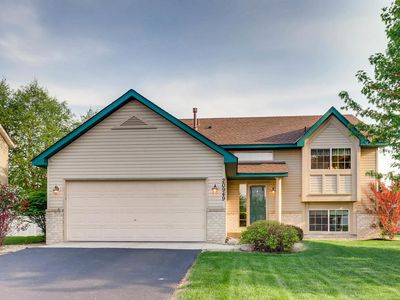 20949 Hydra Ct, Lakeville, MN, 55044