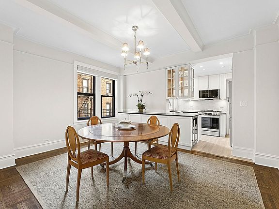 2nd image of 130 E 94th St APT 3B