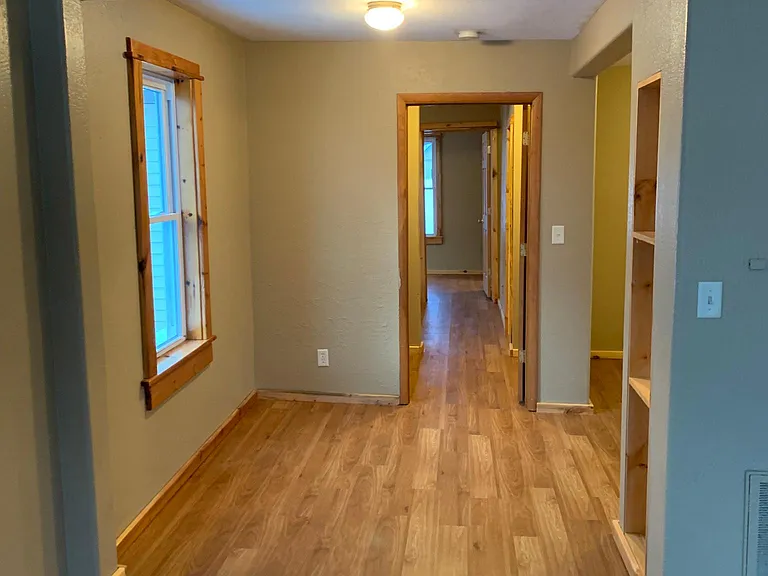 703 Maurice St #B — Photo 6
