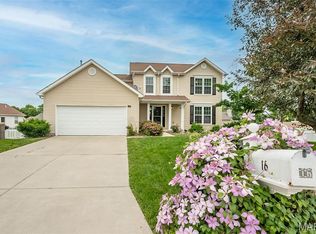 16 Tomahawk Ct, O'Fallon, MO 63366