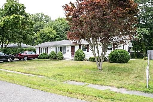 2nd image of 43 Bradford St