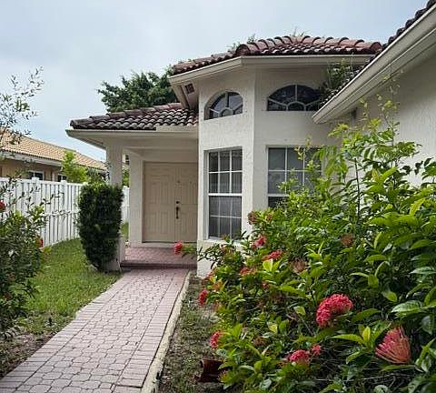 3rd image of 13514 NW 7TH Street