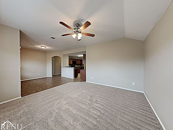 4th image of 1107 Monaco Dr