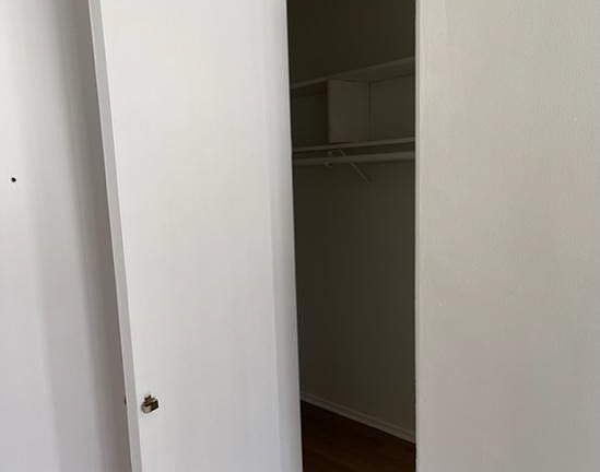 Walking closet