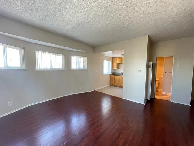 2600 W 8th Street — Photo 20