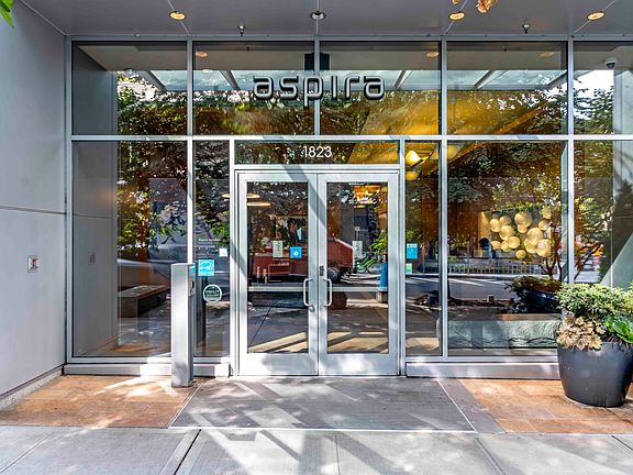 Welcome to Aspira Seattle Apartment Homes, Seattle's finest in high-rise living.