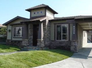 8426 Bradley Ave, Sun Valley, CA 91352