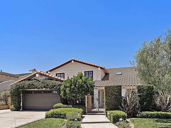 3rd image of 10297 Bunting Cir