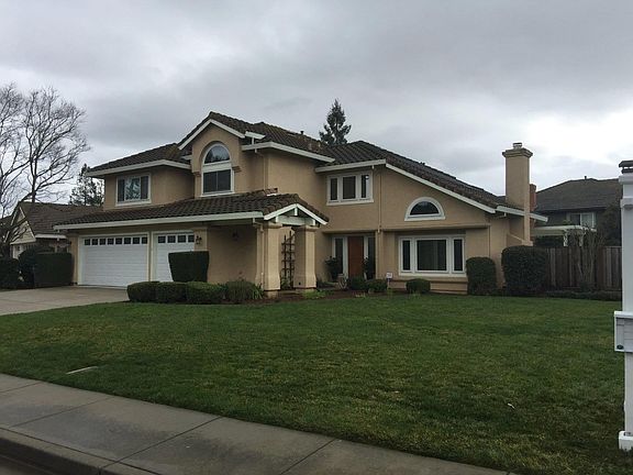 2nd image of 17435 Cristina Ct