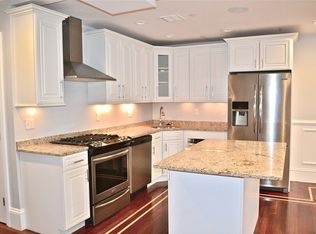 752 E 4th St #1, South Boston, MA 02127