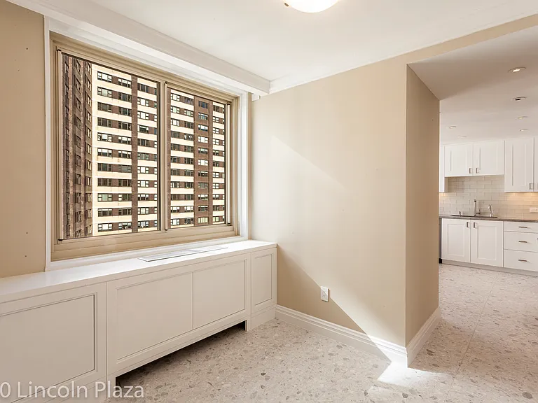 30 W 63rd St #31MNO — Photo 11