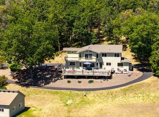 4251 Tami Ln, Central Point, OR 97502