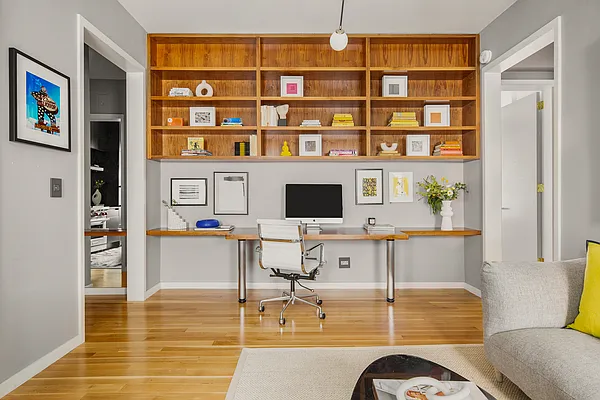 Sold by Compass | media 3