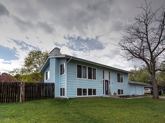 3rd image of 638 W Artemos Dr