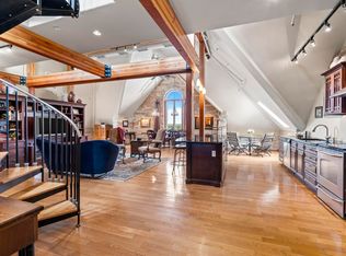 830 Cottageview Dr SUITE 403, Traverse City, MI 49684