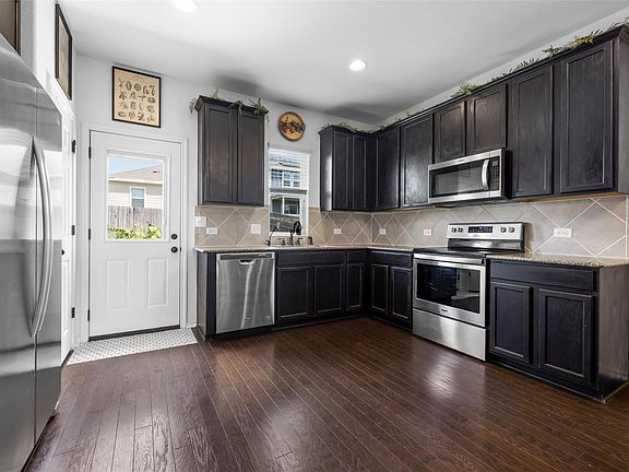 5th image of 13113 Titanium St