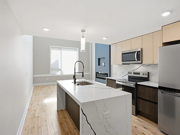 Veranda Apartments — Photo 26