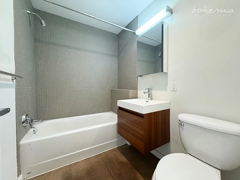 4857 Broadway #3C — Photo 9