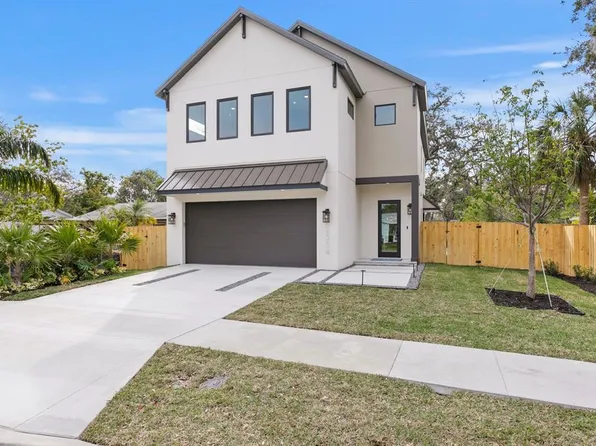 2554 Arlington St, Sarasota, FL 34239
