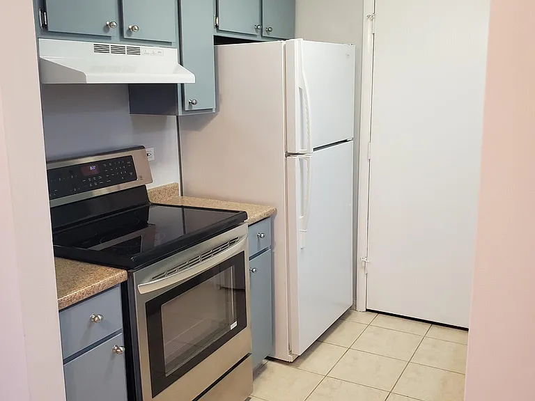 5117 N River Rd #3M — Photo 2