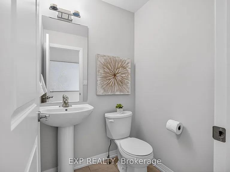 7372 Marvel Dr — Photo 16