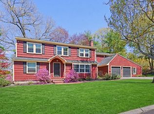 27 Lincoln St, Andover, MA 01810