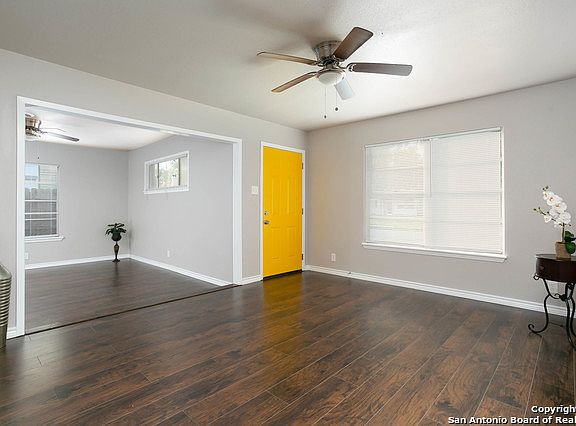4th image of 5126 Cinderella St