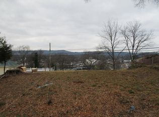 111 N Spencer St, Dalton, GA 30721