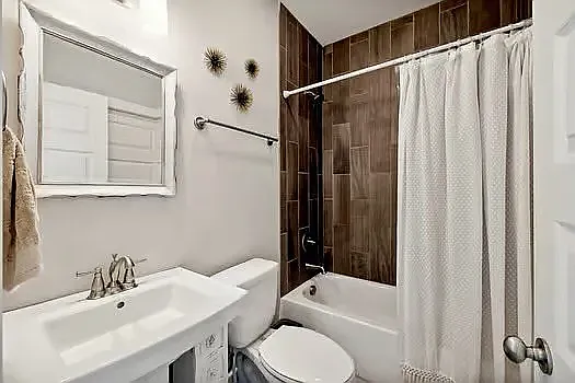 611A Waco Dr — Photo 7