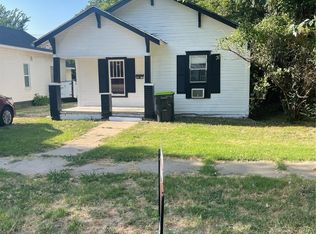 715 W 9th St, Ada, OK 74820