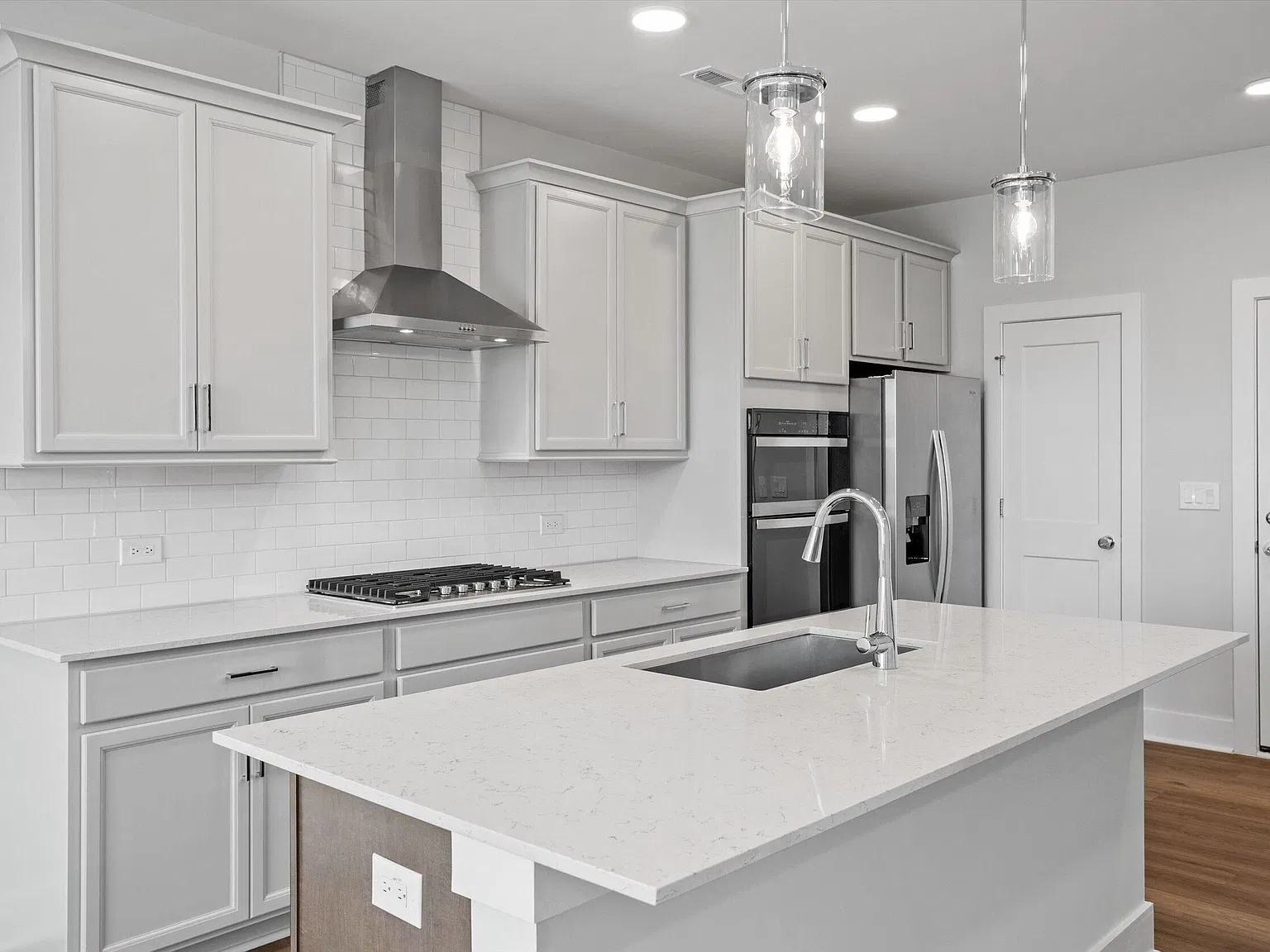 4 bed, 3.5 bath, $2,395 — Photo 4
