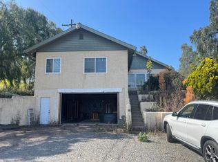 25165 Jesmond Dene Rd, Escondido, CA 92026