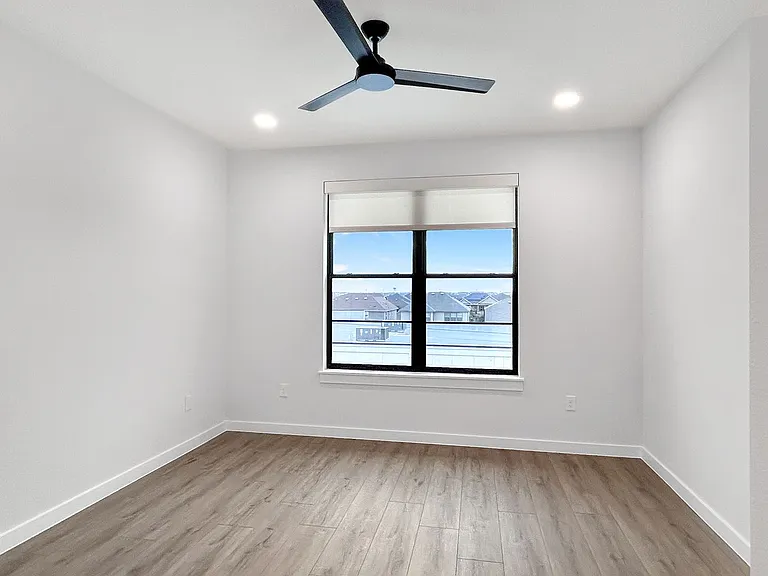 630 Central Pkwy #1215 — Photo 11