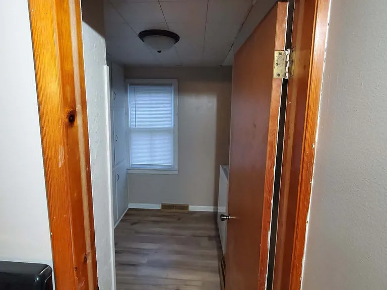 208 W Candise St — Photo 33