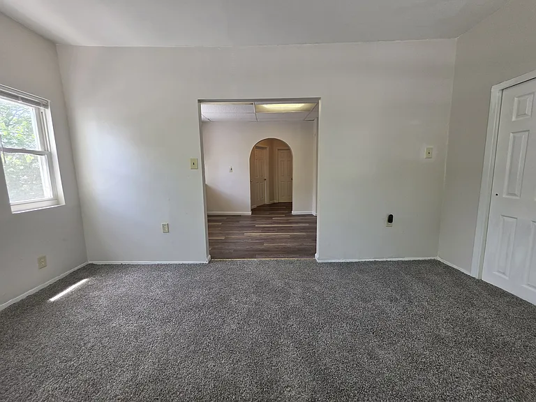 1366 E 58th St #3 — Photo 21