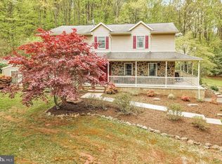 18 Joy Dr, Birdsboro, PA 19508