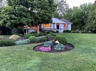 104 Windsor Dr, Syracuse, NY 13214