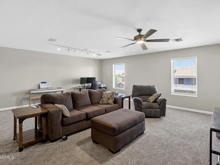 734 W Desert Seasons Dr — Photo 21