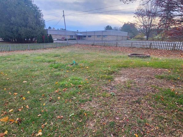 209 W Main St, Harrisville, MI 48740