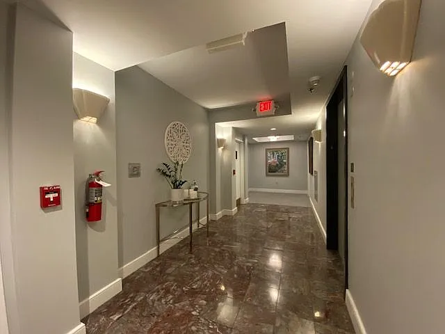 Hallway to the apartment and elevator.