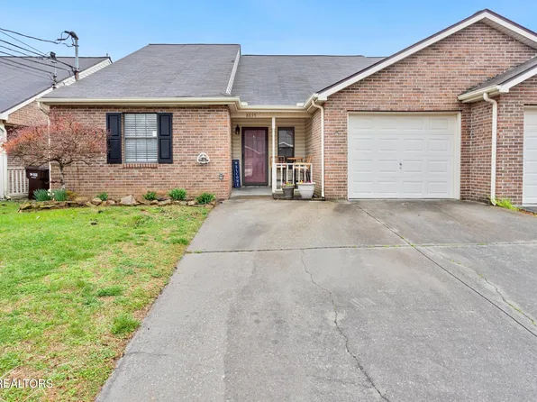 8637 Denmark St, Knoxville, TN 37931