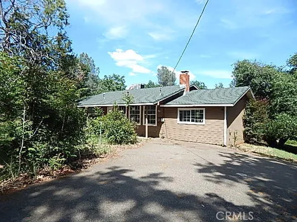 1987 Cabello St, Shasta Lake, CA 96019