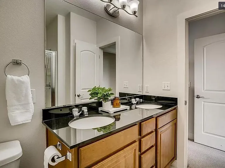 13420 Lyndhurst St #707 — Photo 14