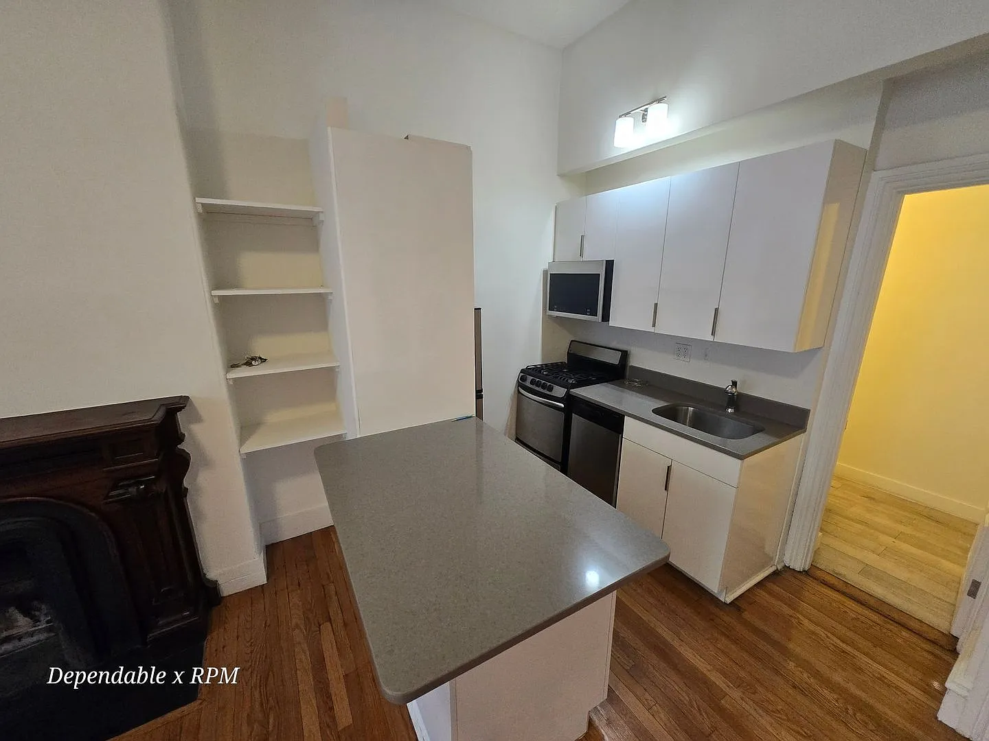 86 Charles Street — Photo 2