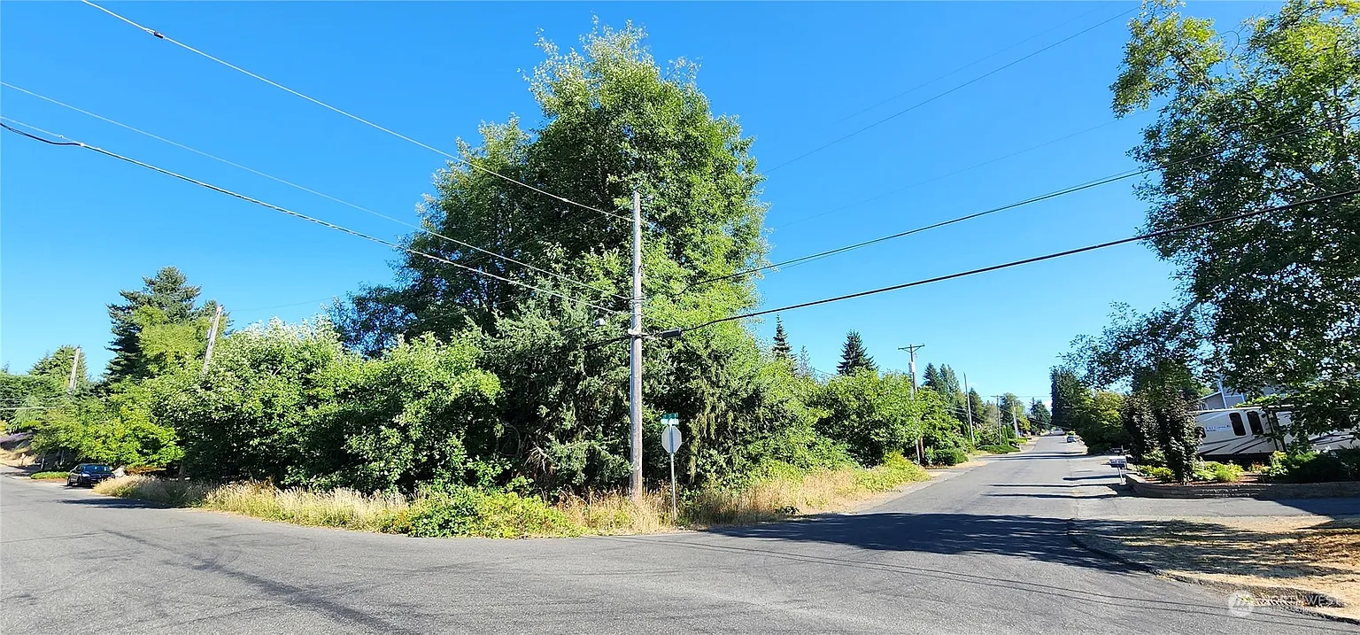 0 29th Street W photo 1