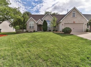 3934 White Rose Ln, Saint Charles, MO 63304