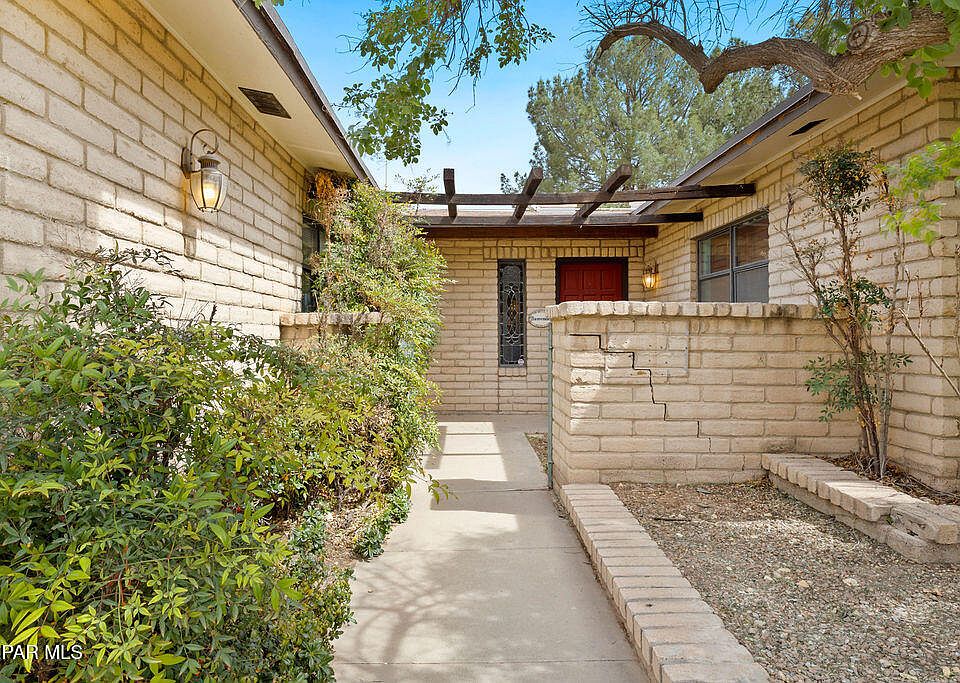 1st image of 4953 Vista Grande Cir