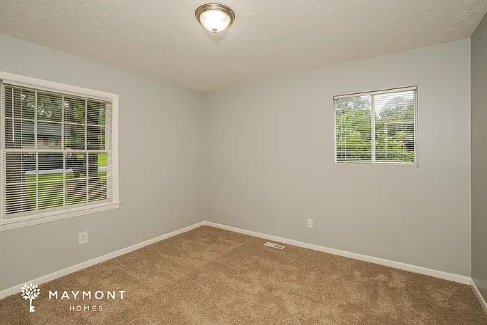 776 Jeb Stuart Dr — Photo 9