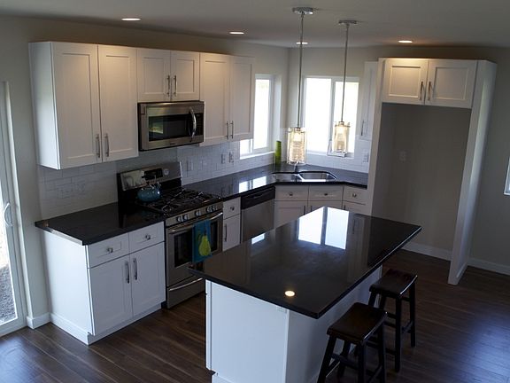 3rd image of 1147 S 34th St