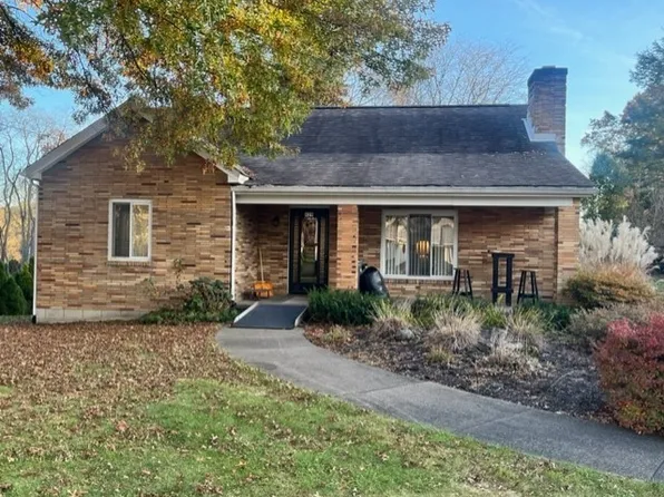 429 Beaver St, Mars, PA 16046